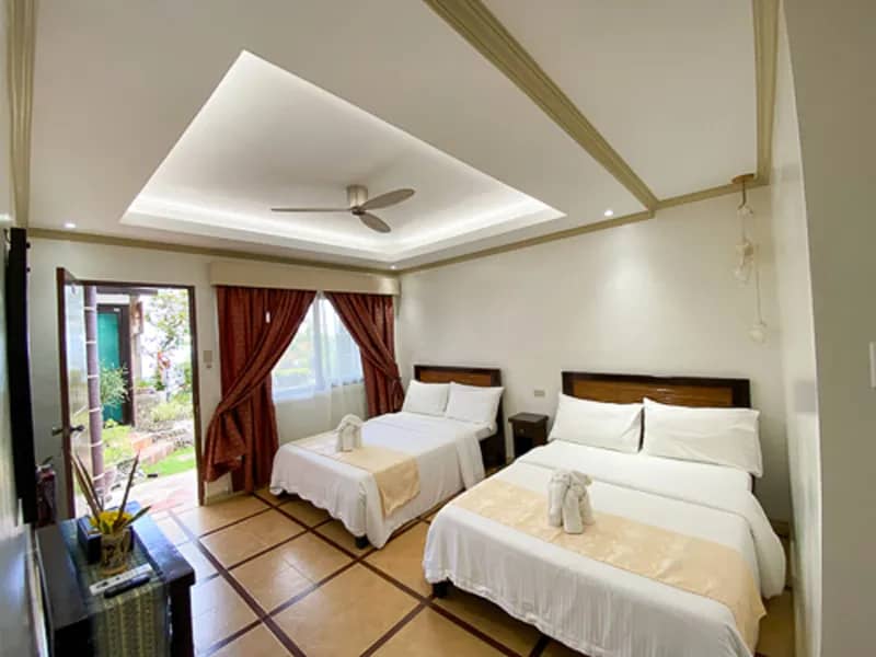 Crystal Blue Resort (April 26 - May 3 for 7 nights) - image