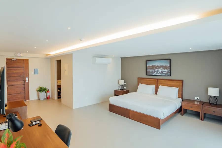 Seaview Deluxe - image