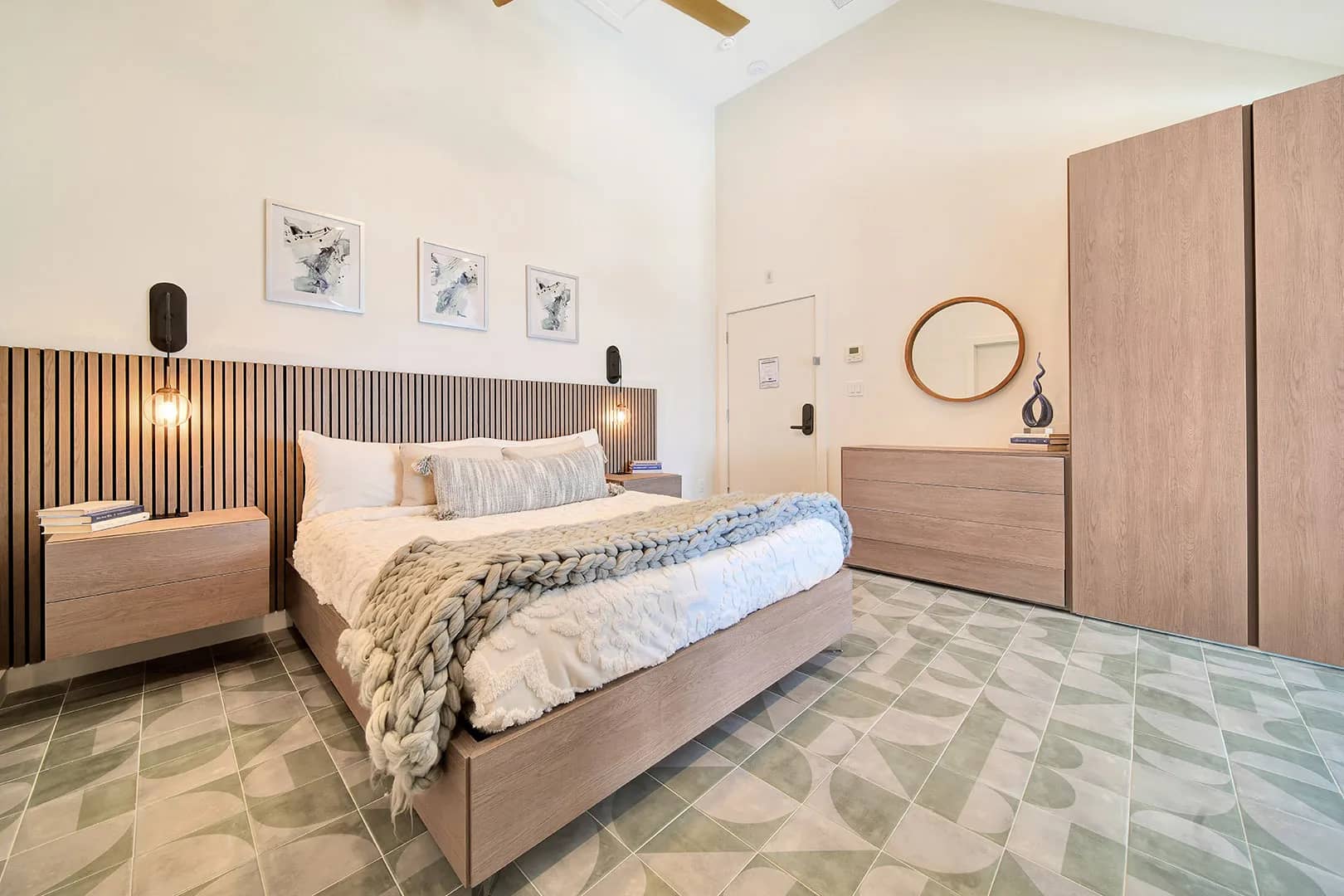 Garden View Deluxe - image