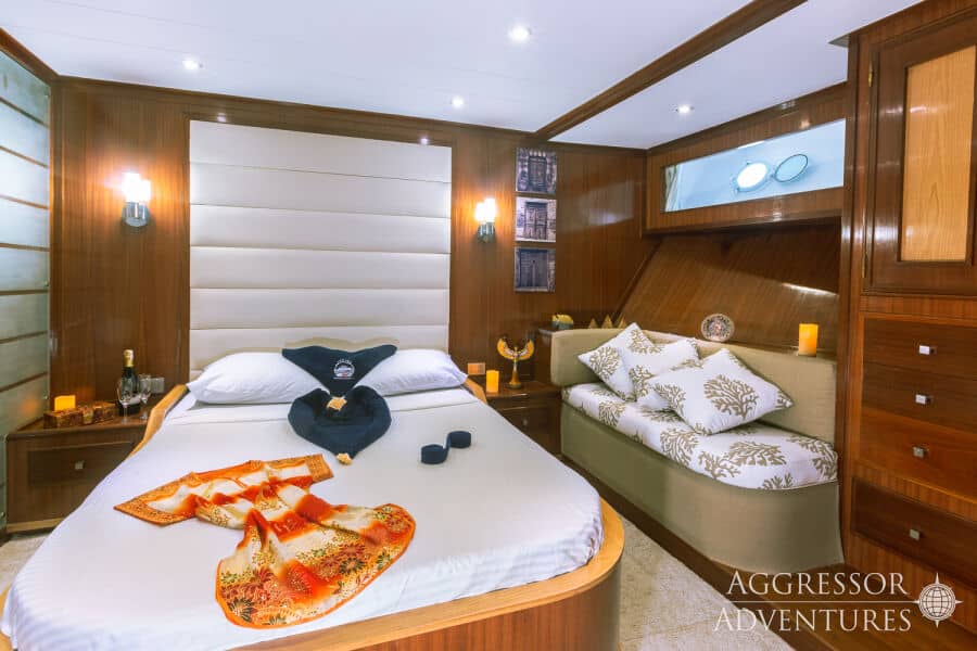 Suite Lower Deck - image