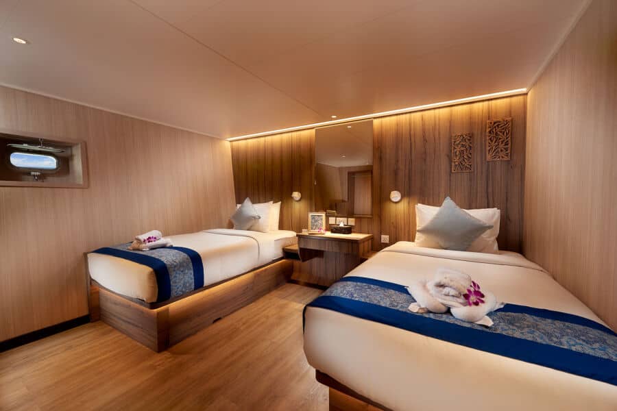 En-suite Room Lower Deck - image