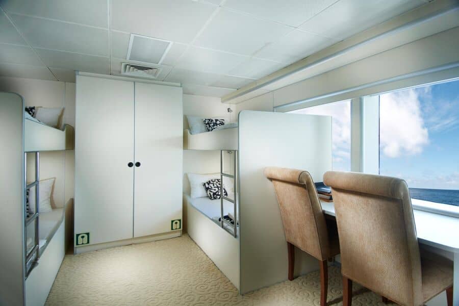 Quad Cabin / Twin Main Deck - image