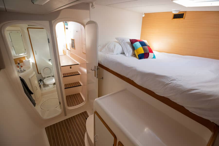 Stateroom Suite Lower Deck - image