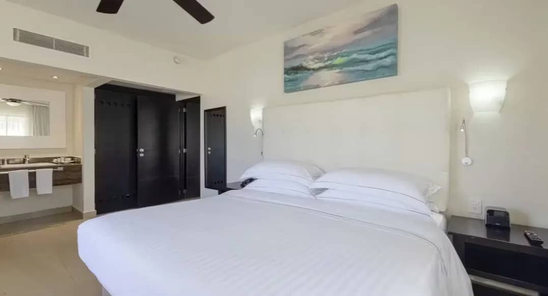 Superior Room - image Superior Room - image