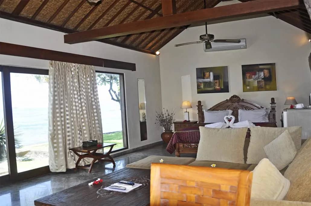 A double superior villa interior at Bayshore Villas Candidasa. A double superior villa interior at Bayshore Villas Candidasa.