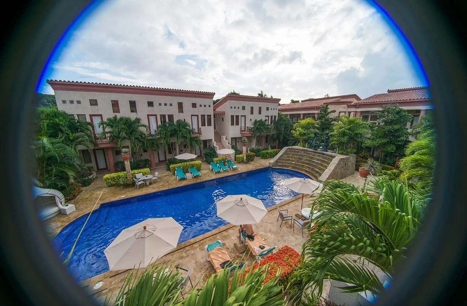 Las Sirenas by Mayan Princess Roatan - image Las Sirenas by Mayan Princess Roatan - image