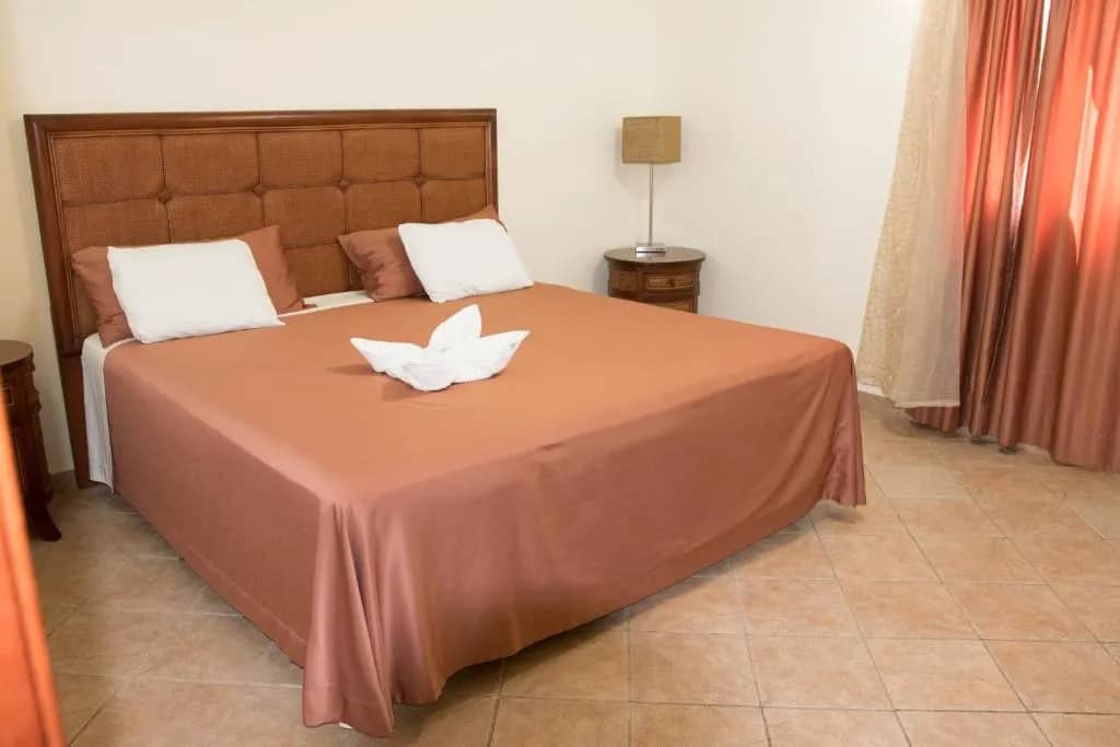 west-bay-colonial-1-double-room-balcony-1.jpg west-bay-colonial-1-double-room-balcony-1.jpg