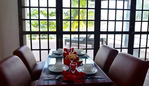 aqua-bar-restaurant.jpg aqua-bar-restaurant.jpg