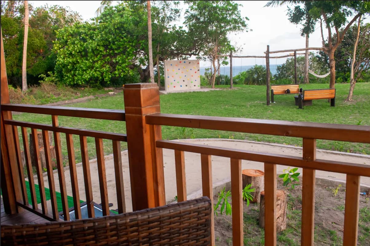 Utende Seacliff Resort Utende Seacliff Resort