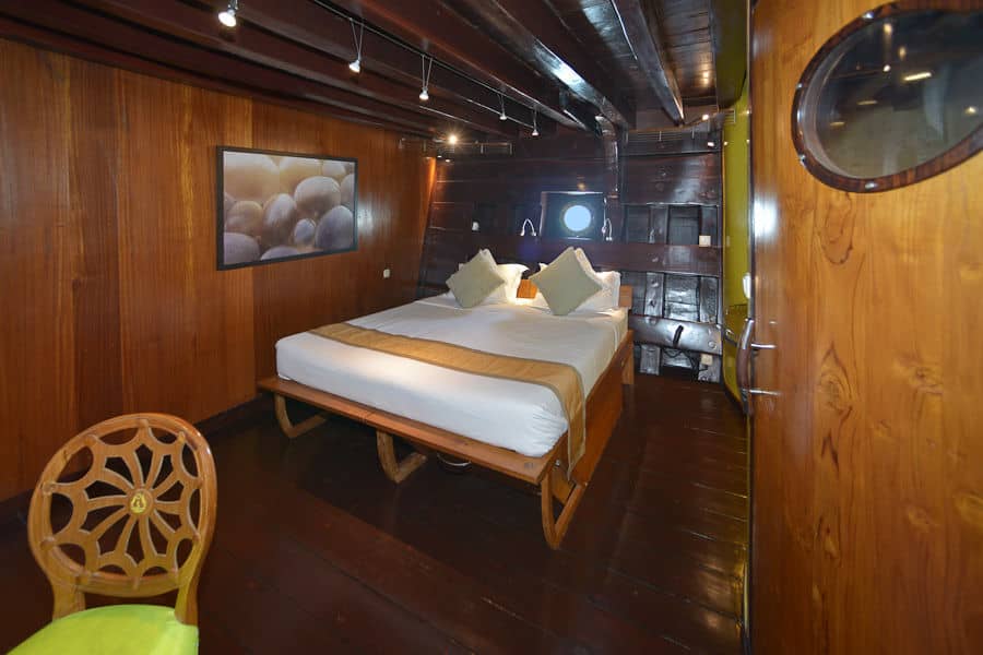 Deluxe Stateroom Lower Deck - image Deluxe Stateroom Lower Deck - image