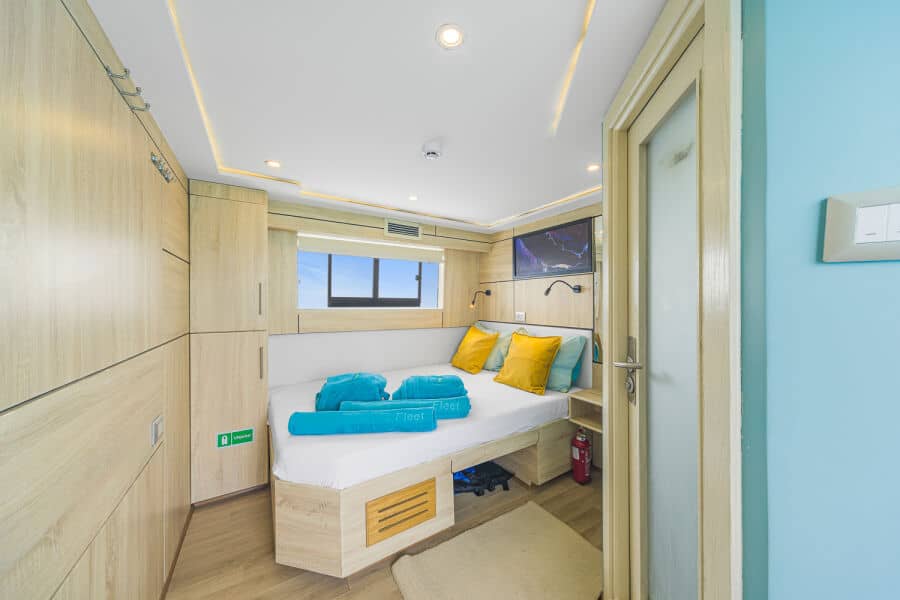 Double Bed Upper Deck - image Double Bed Upper Deck - image