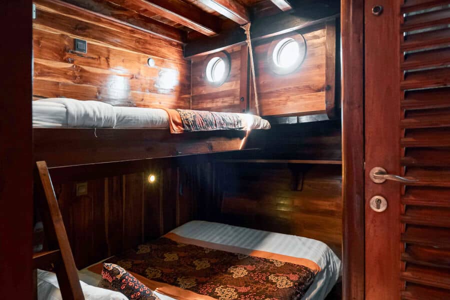 Superior Lower Deck - image Superior Lower Deck - image