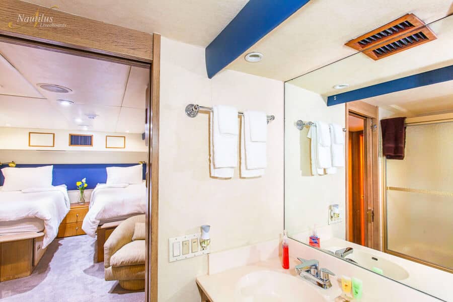 Superior Suite Lower Deck - image Superior Suite Lower Deck - image